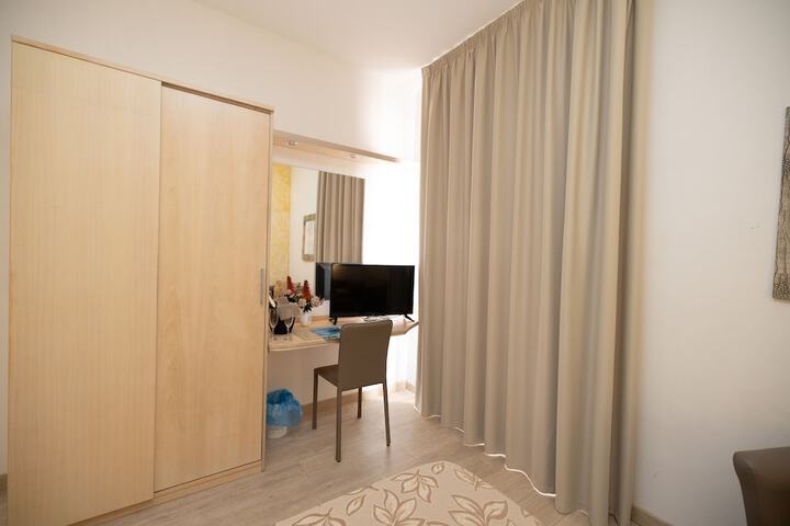 Room 12 of 56