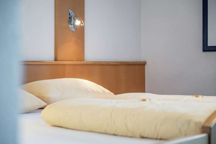 Room 54 of 131