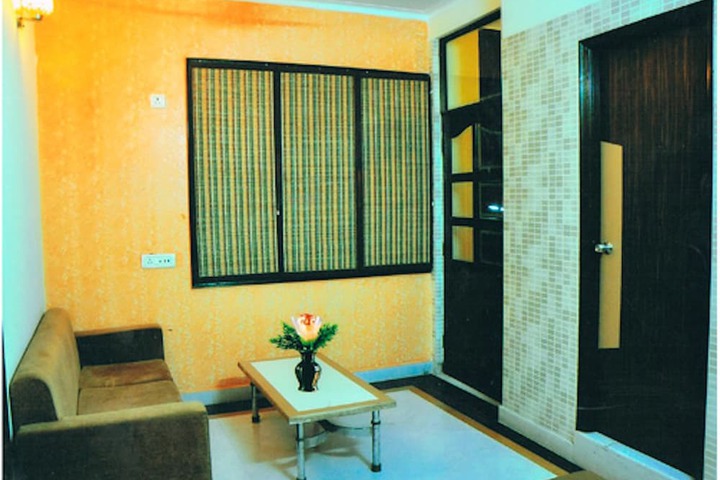 Room 16 of 26