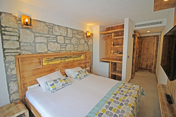 Room 14 of 61