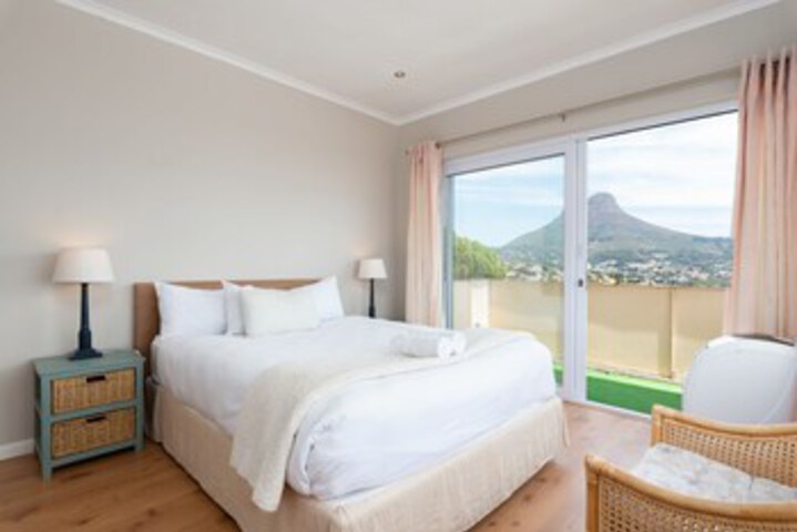 Room 21 of 21