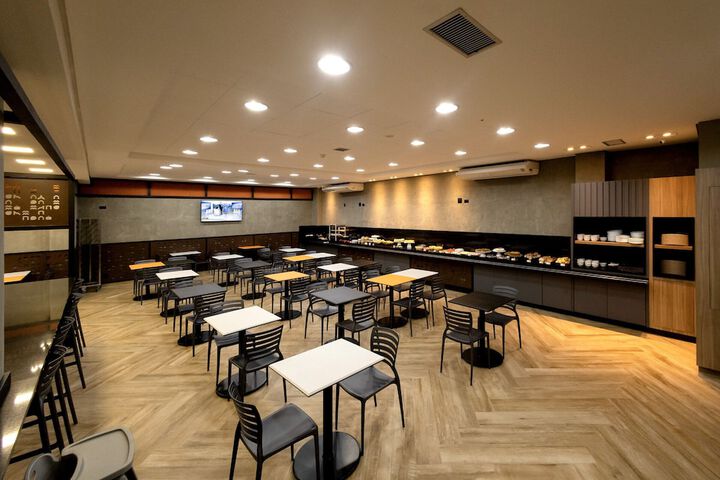 Dining 49 of 78