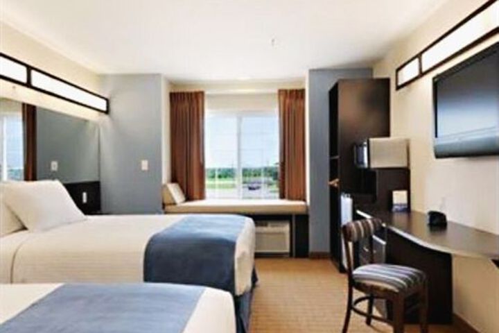 Room 9 of 29
