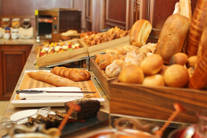 Breakfast area