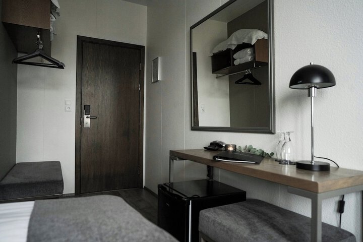 Room 11 of 70
