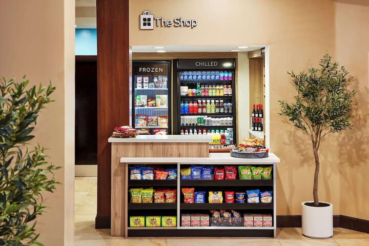 Snack bar