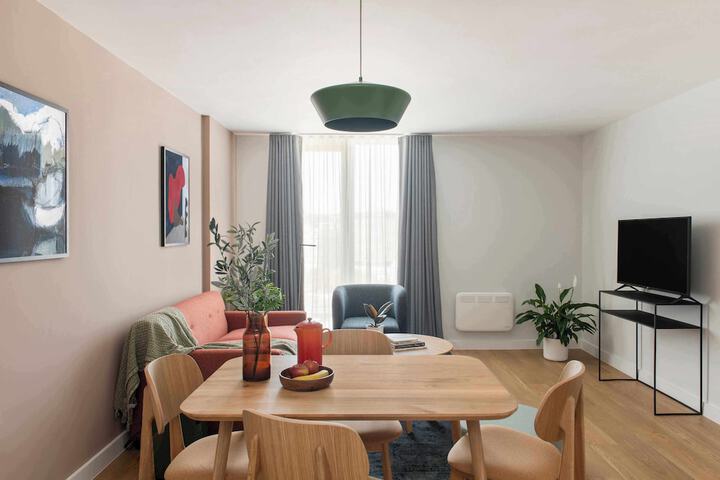 Room 8 of 37