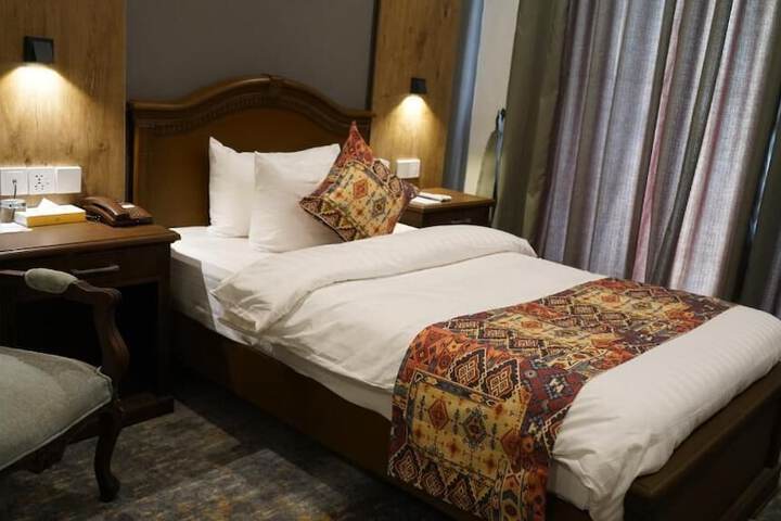 Room 20 of 52