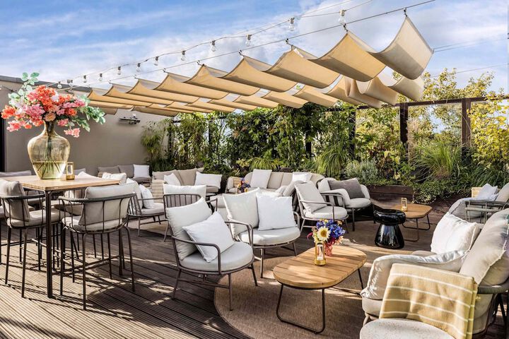 Sundeck 75 of 86