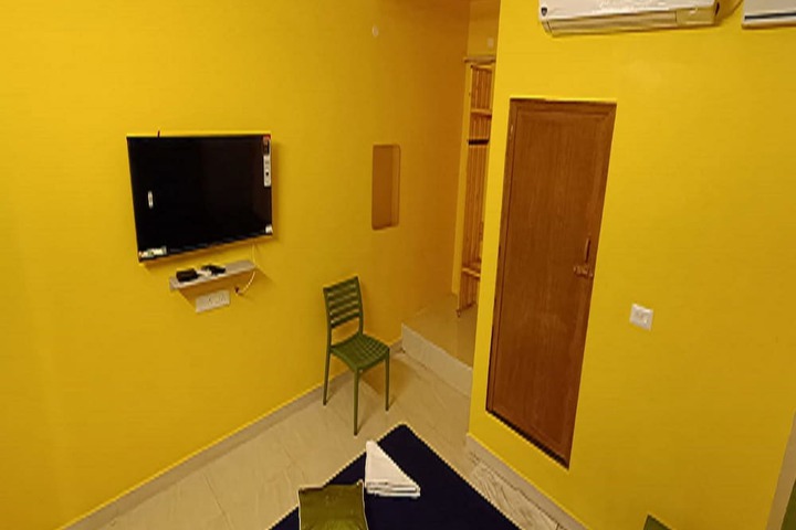 Room 7 of 40