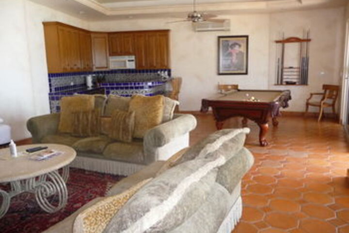 Room 16 of 21