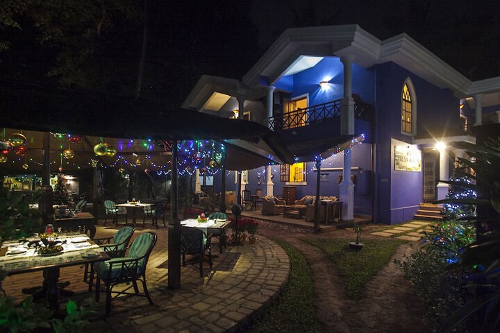 Dining 110 of 162