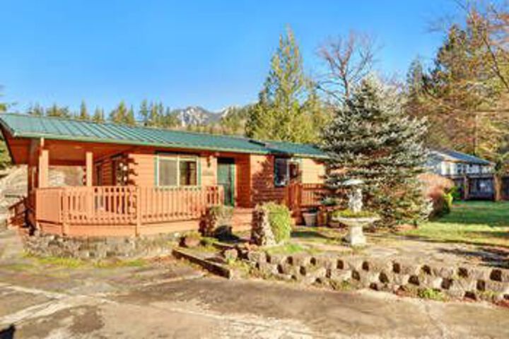 Property Grounds 19 of 24