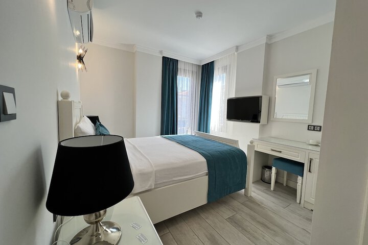 Room 20 of 107