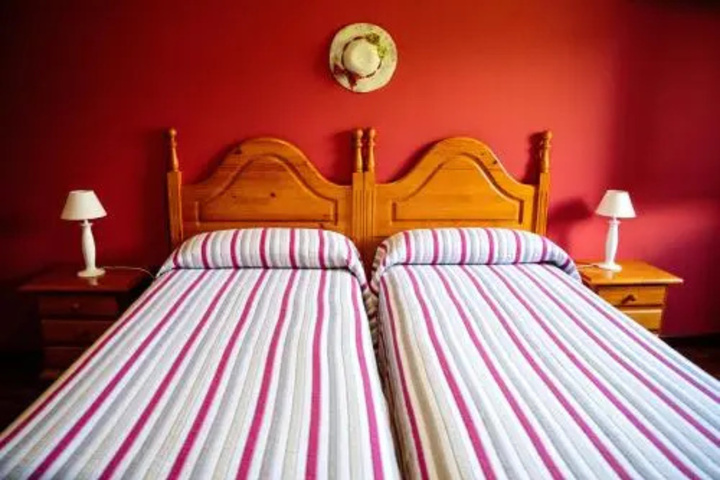 Room 3 of 15