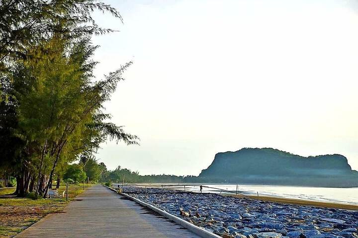 Beach 56 of 75