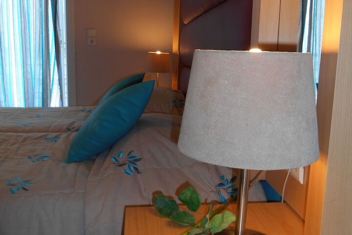 Room 18 of 40
