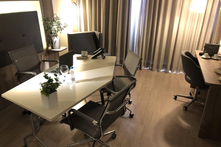 Room 30 of 72
