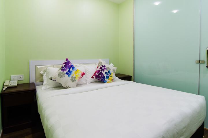 Room 27 of 57