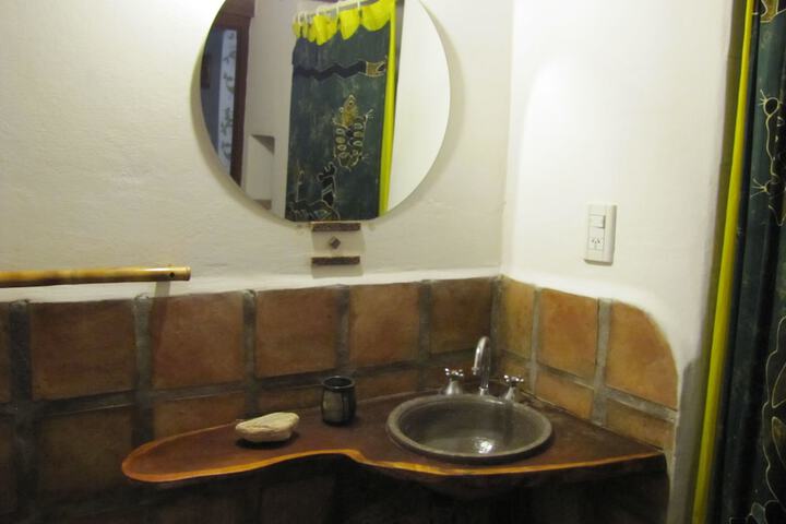Room 10 of 19
