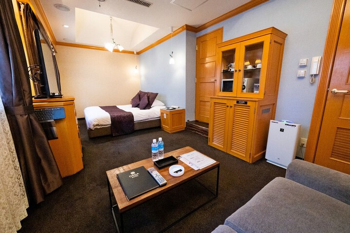 Room 136 of 239