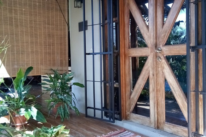 Room 8 of 61