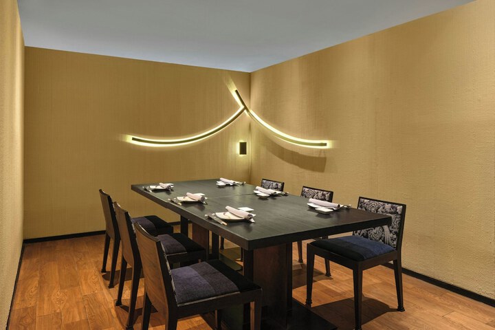 Dining 91 of 125