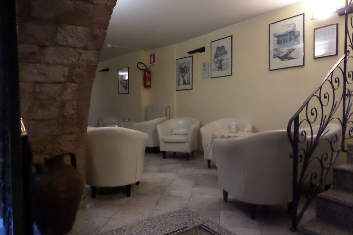 Hotel Lobby
