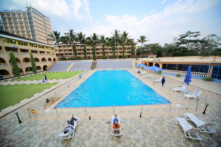Hotel Pool