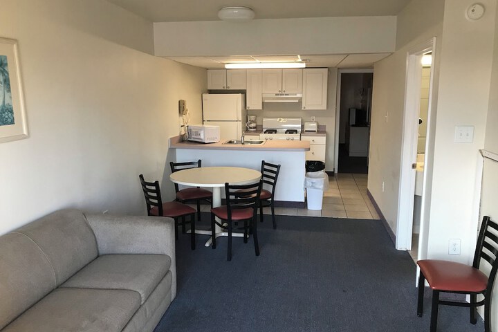 Family Suite (7 of 8)
