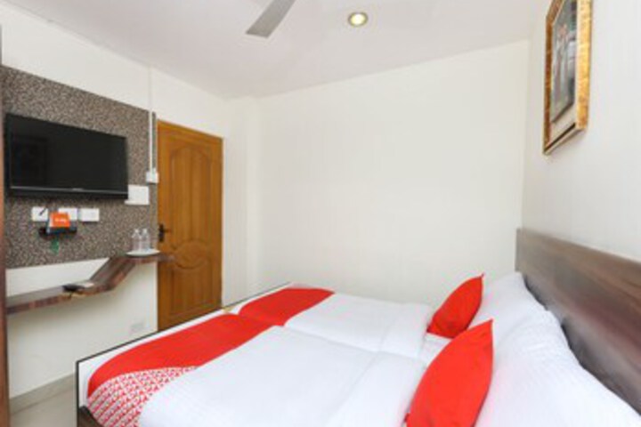 Room 26 of 27