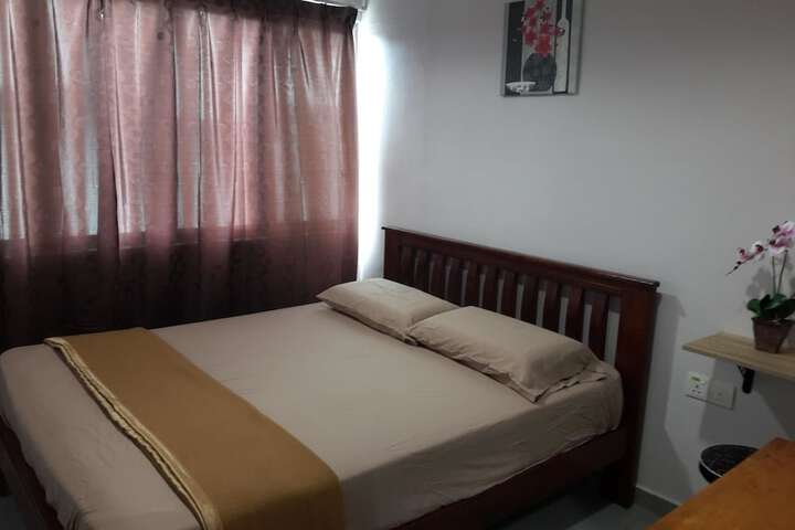 Room 25 of 97
