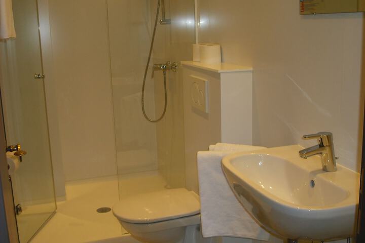 Clean Restrooms