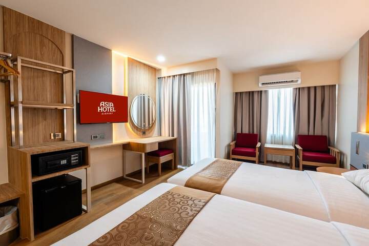 Room 40 of 104