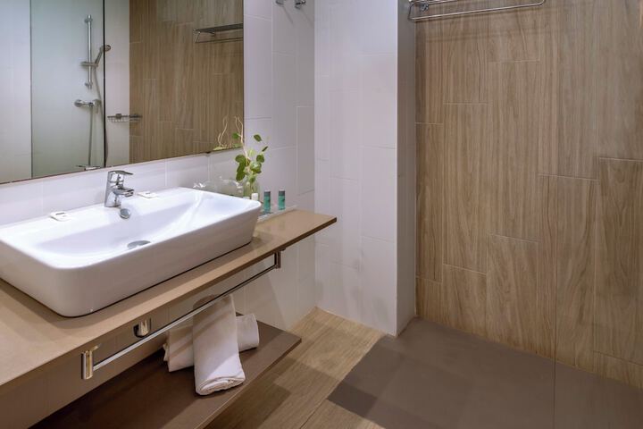 Bathroom Interior Photo