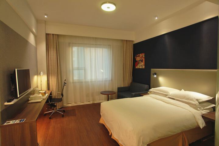 Room 17 of 88