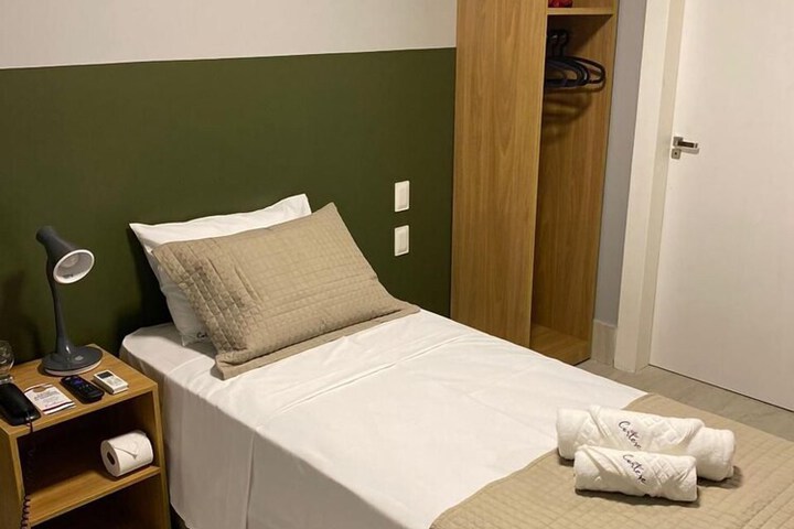 Room 2 of 13