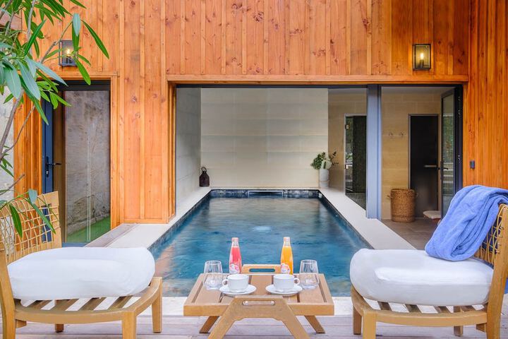 Pool 47 of 71