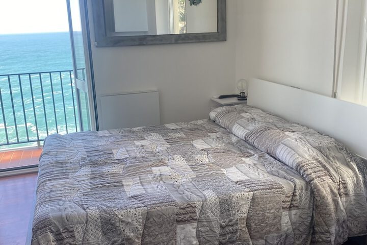 Room 12 of 87