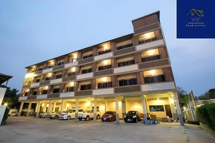 V51 Hotel