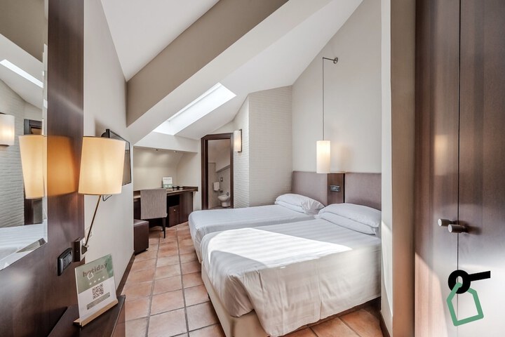 HOTIDAY Room Collection - Roma Cornelia in Rome