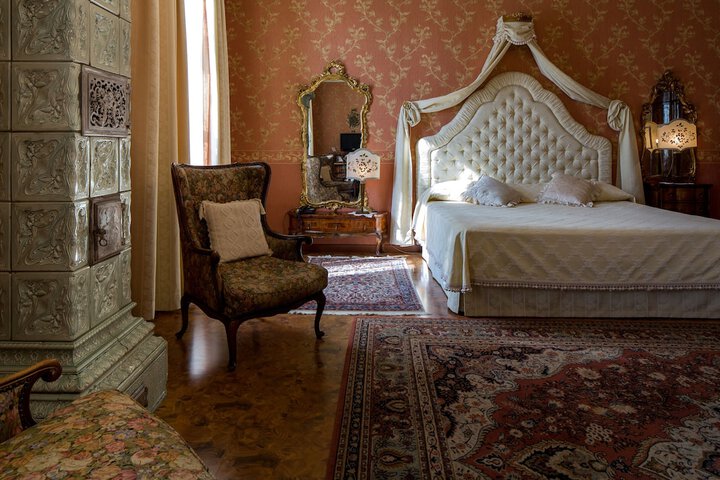 Room 21 of 79