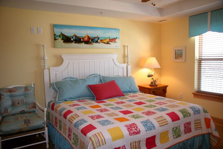 Room 5 of 90