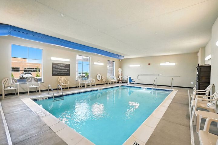Pool 67 of 109