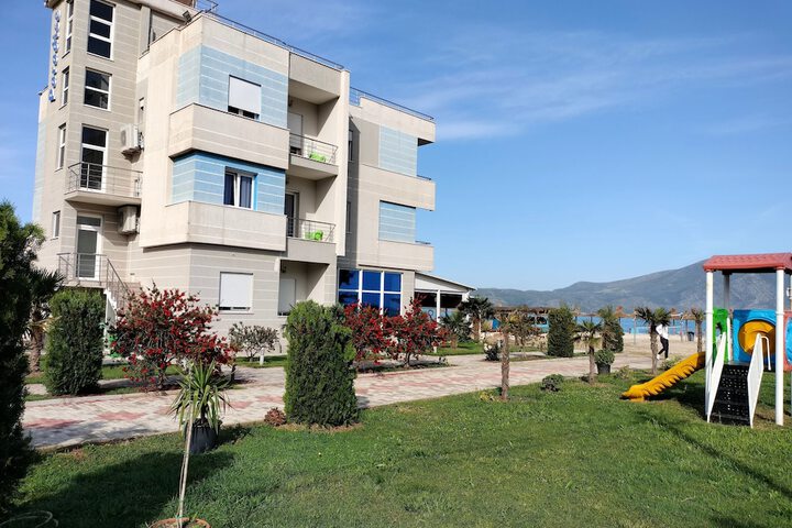 Hotel 7 of 8