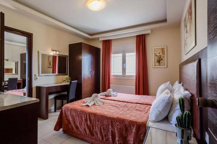 Room 16 of 54