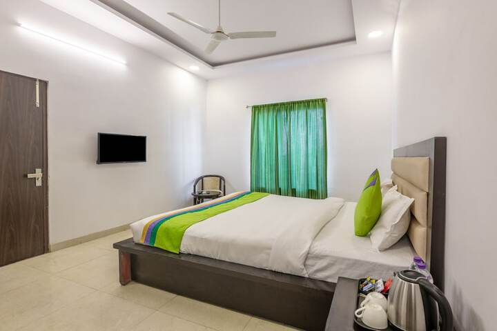 Room 18 of 38