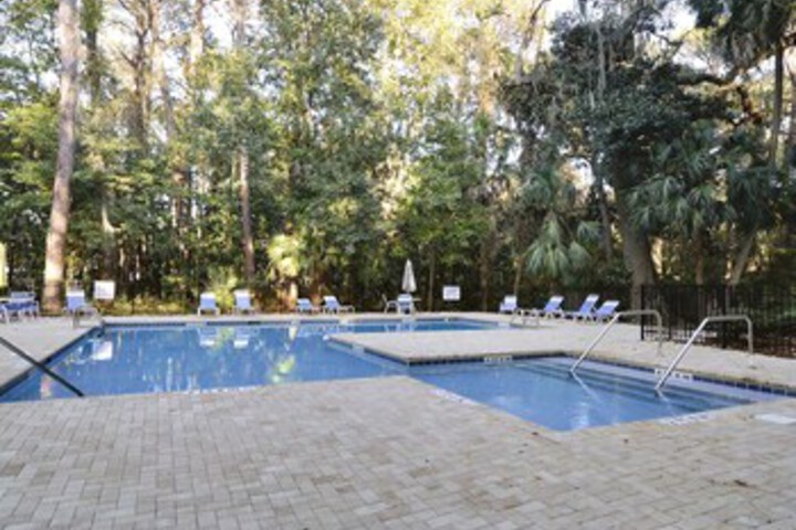 Pool 13 of 27