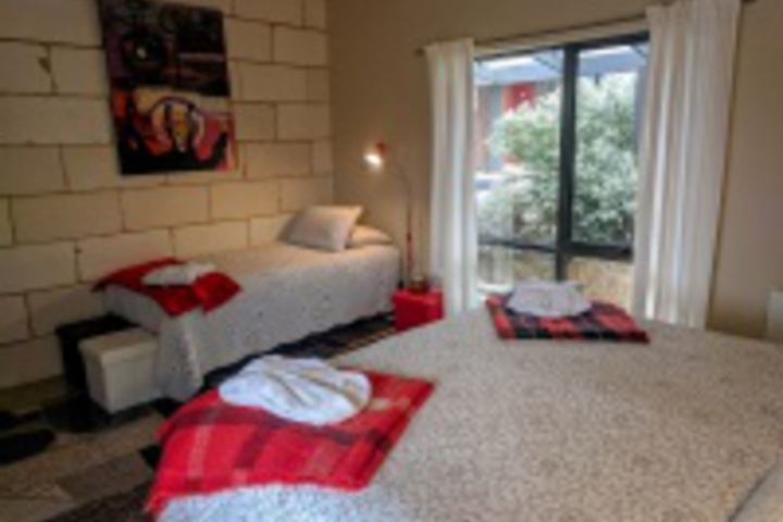 Room 102 of 252