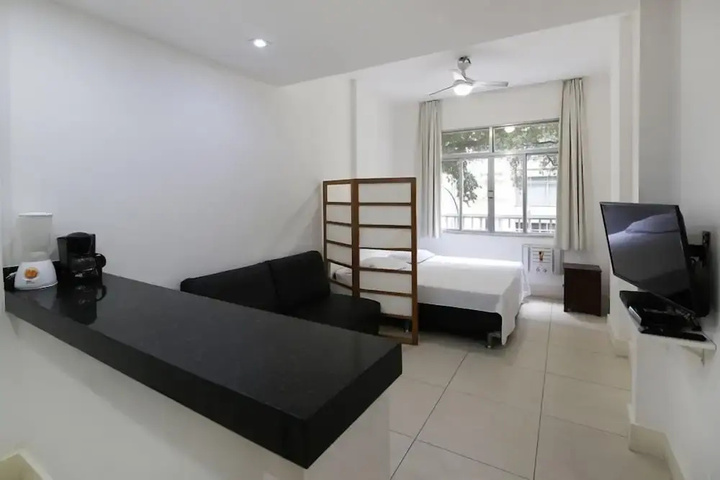 Room 2 of 11